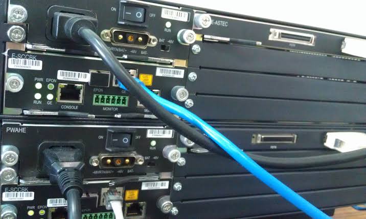 ✅ فیوژن فیبر نوری (Fiber Optic Fusion Splicing) | مرور کامل + نحوه کار + انواع دستگاه‌ها + کاربردها